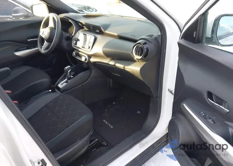 2018 Nissan Kicks Sv z USA, uszkodzony, nr VIN 3N1CP5CU7JL514505